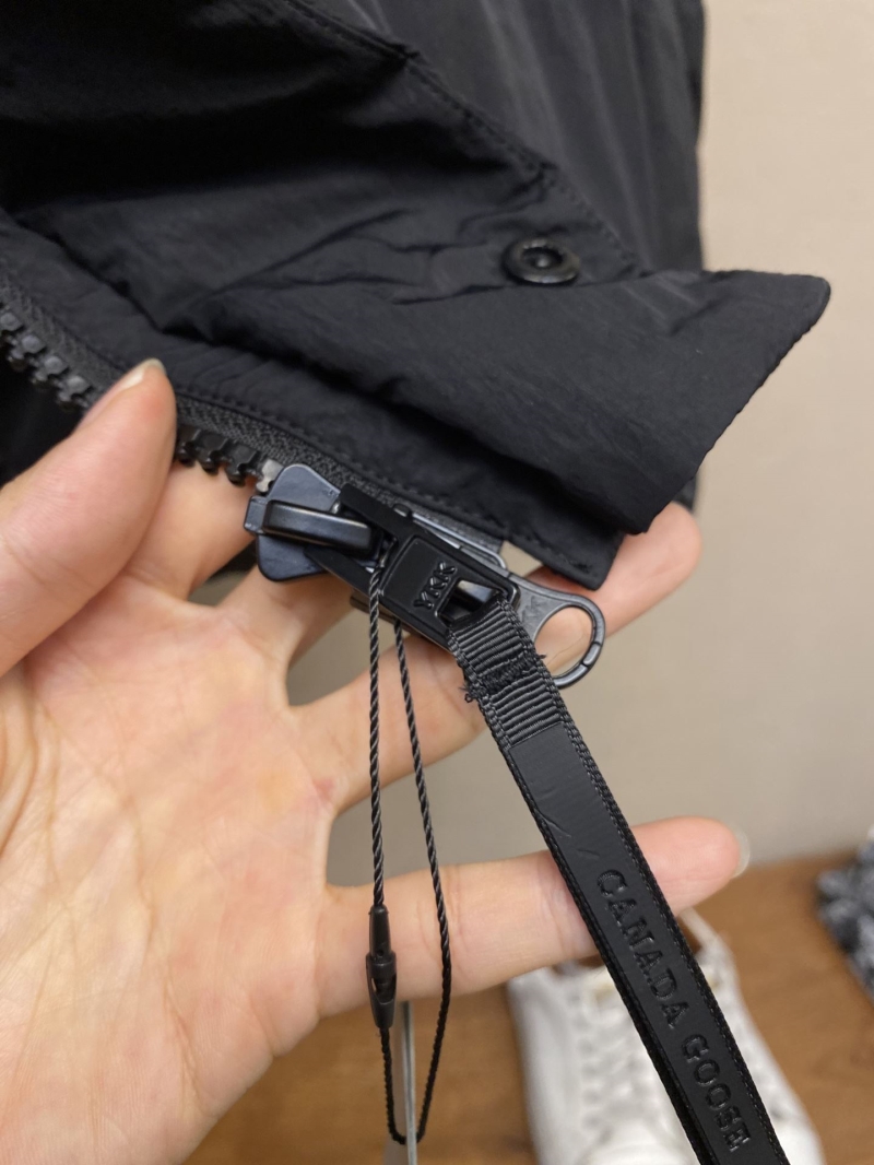 Can*a G00se down jackets